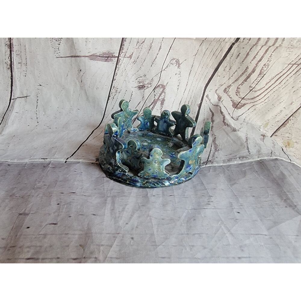 handmade ceramic Circle of Friends candleholder Green And Blue Chip Read